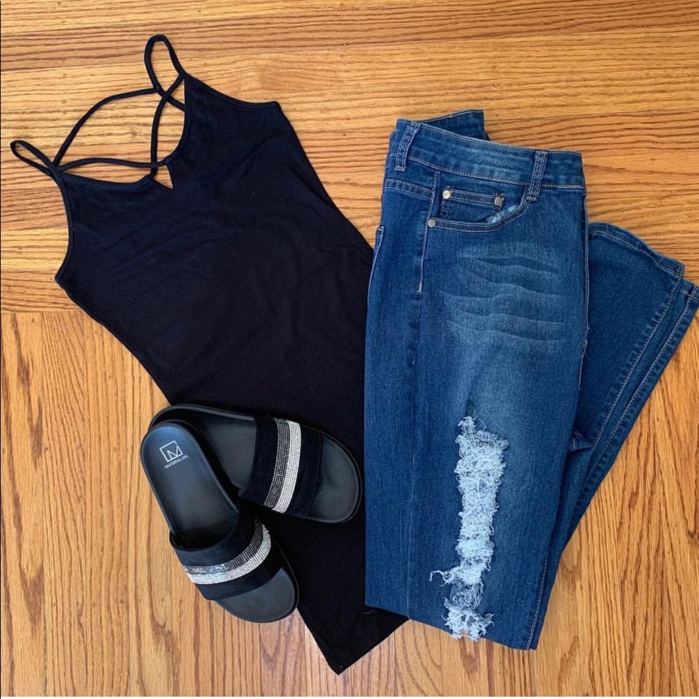 Black Front X Cami